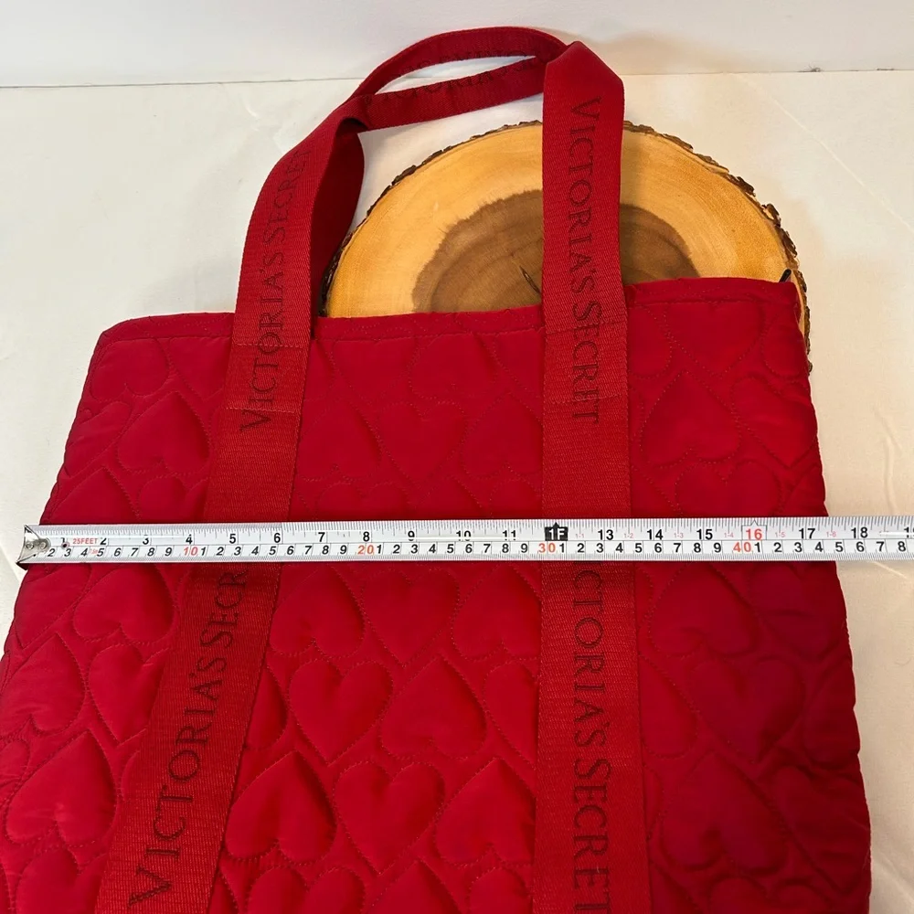 Victoria's Secret Red Heart Valentine's Day Victoria‎ Puffy Tote Overnight Bag